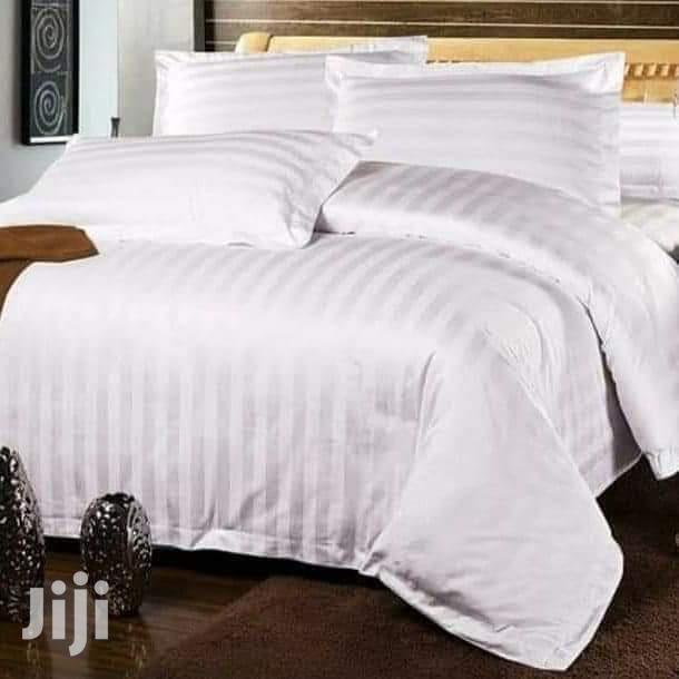 White Duvet Cover Set(5x6)